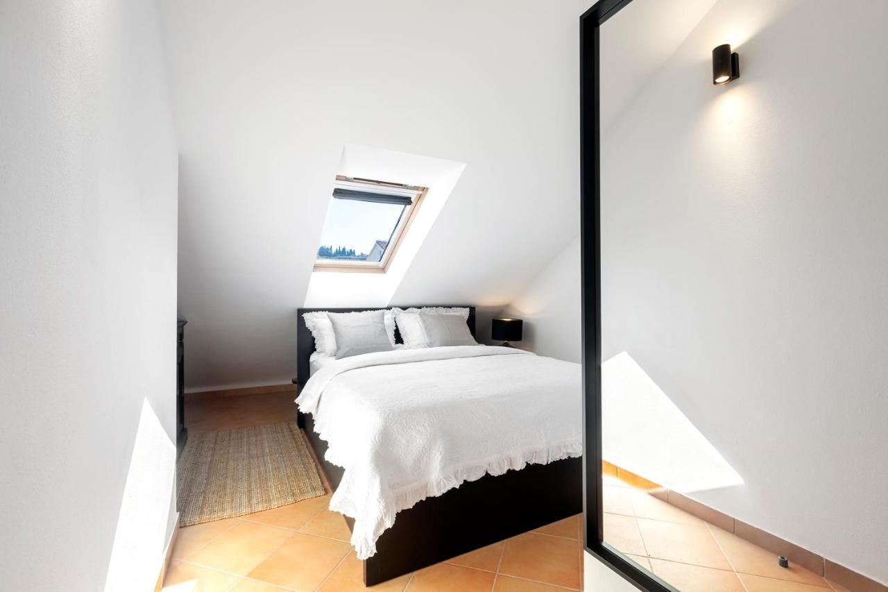 Apartman Luri Сутиван Экстерьер фото